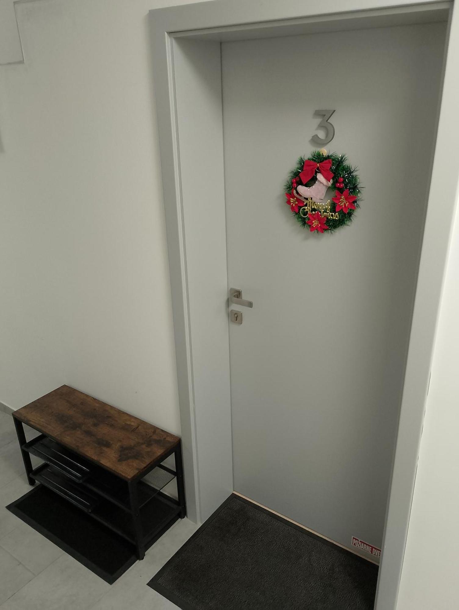 Apartman Shelly Vlachy Bagian luar foto